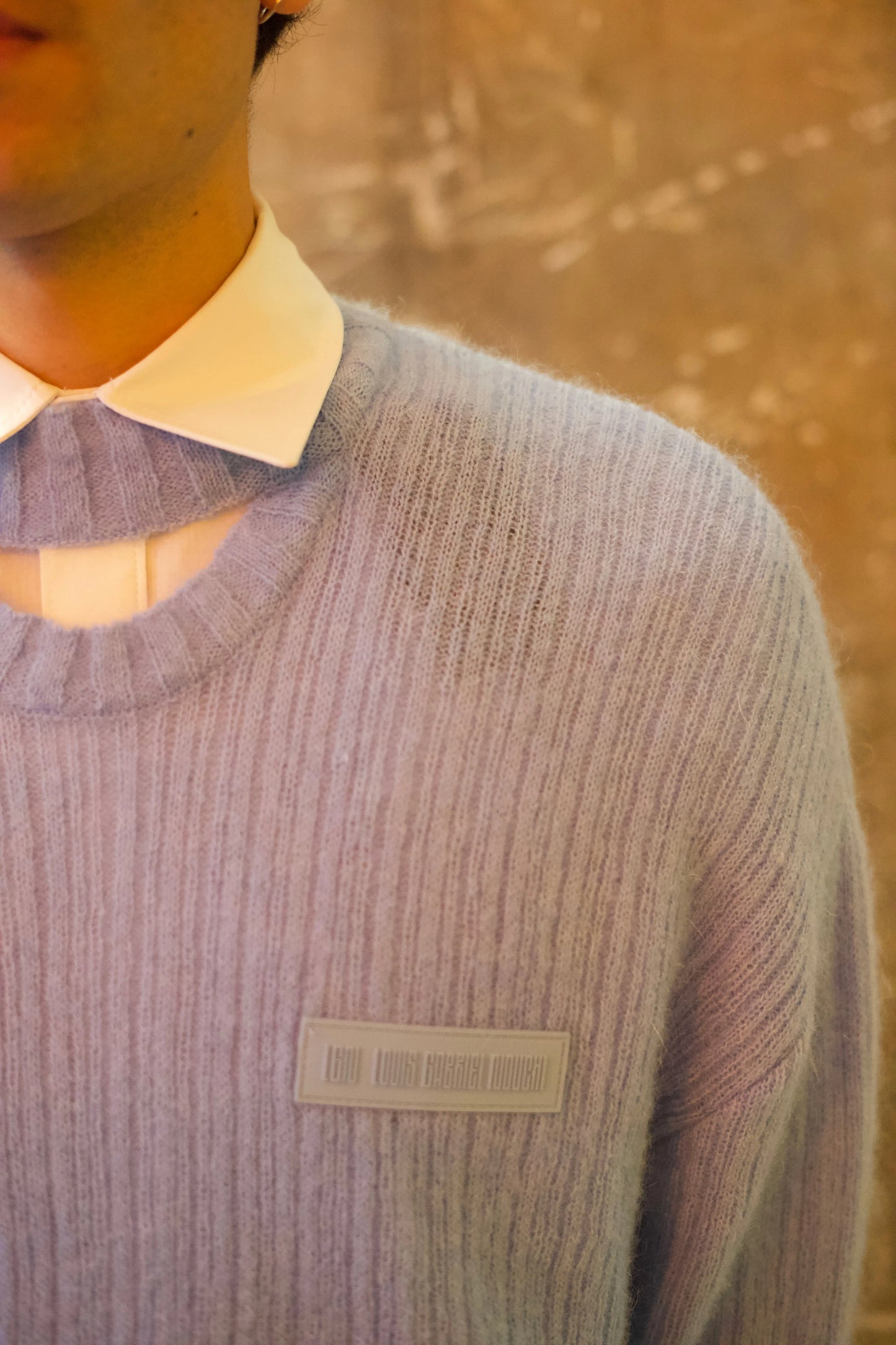 PULL AVEC OUVERTURE ASYMÉTRIQUE EN MOHAIR- LOUIS GABRIEL NOUCHI soemshop - Louis Gabriel Nouchi